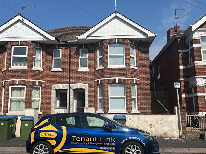 5 Bedroom House To Rent In Coventry Road, SO15