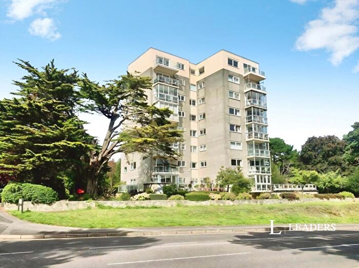3 Bedroom Flat To Rent In Chine Crescent Road, Bournemouth, Dorset, BH2
