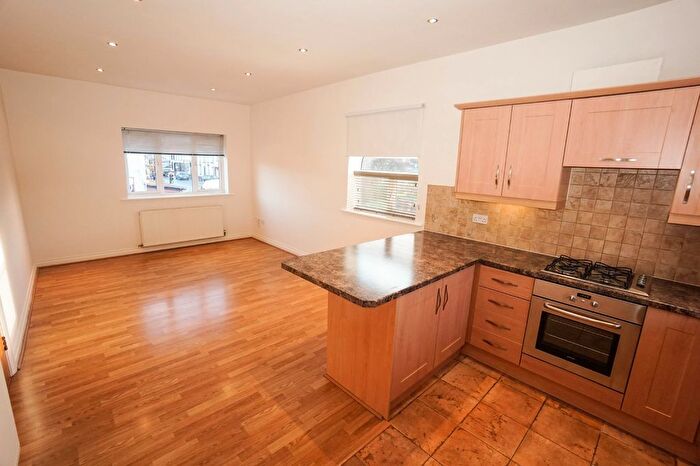 2 Bedroom Flat To Rent In Minton Court, Hough Street, Bolton, BL3