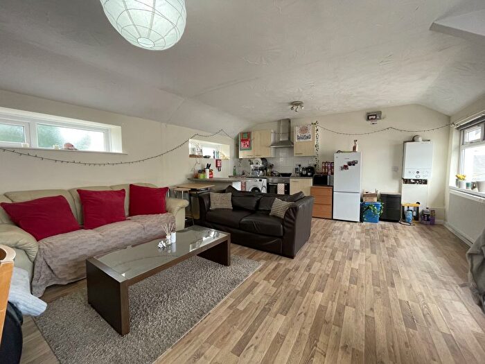 2 Bedroom Terraced House To Rent In Harriet Street, Cathays, CF24