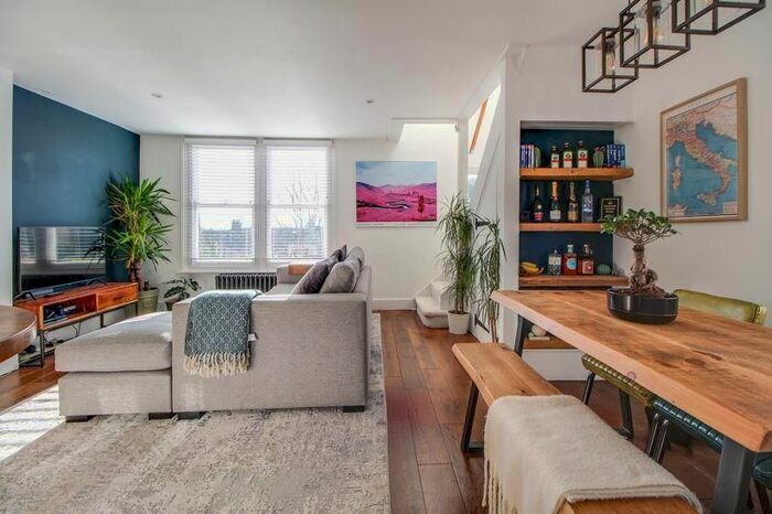 2 Bedroom Flat To Rent In London Road, St Albans, AL1