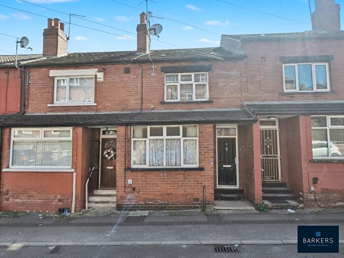 2 Bedroom Terraced House For Sale In Nunnington Street, Leeds, LS12