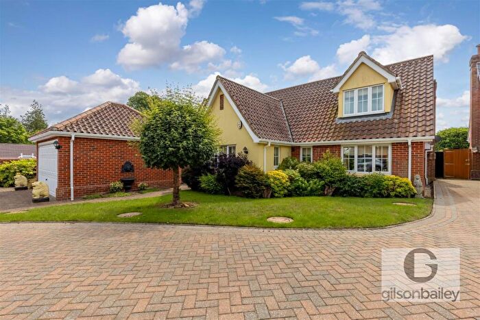 4 Bedroom Detached House For Sale In Fakenham Road, Drayton, NR8