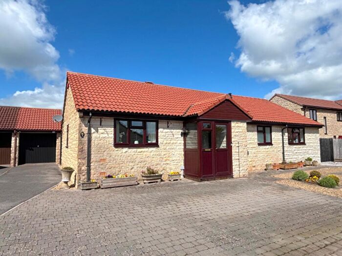 3 Bedroom Detached Bungalow For Sale In Sunridge Close, Midsomer Norton, BA3