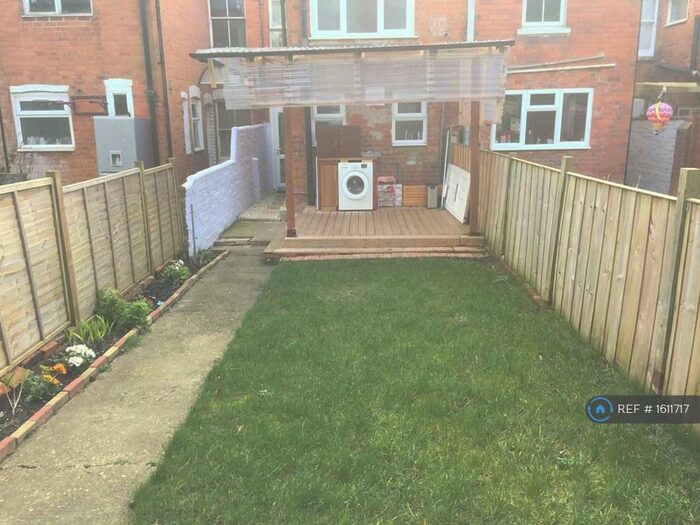 1 Bedroom Terraced House To Rent In Surrey Road, Reading, RG2