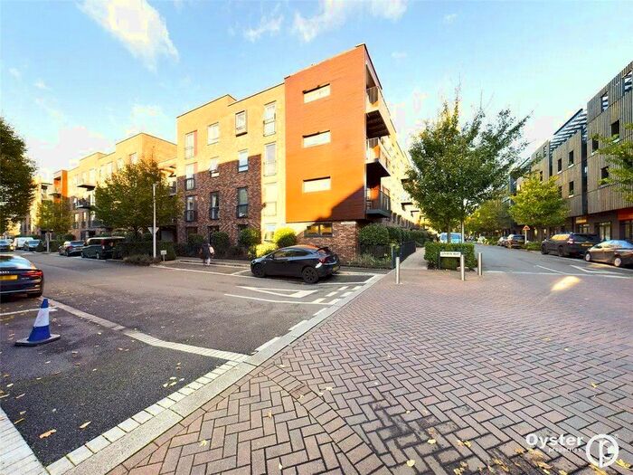 2 Bedroom Flat To Rent In Howard Road, Stanmore, HA7
