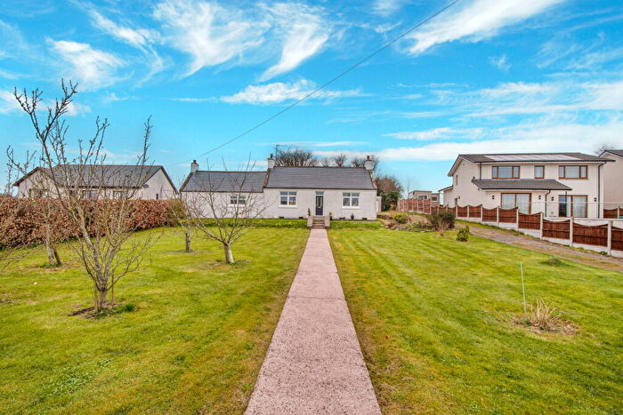 4 Bedroom Detached Bungalow For Sale In Gasstown, Dumfries, DG1