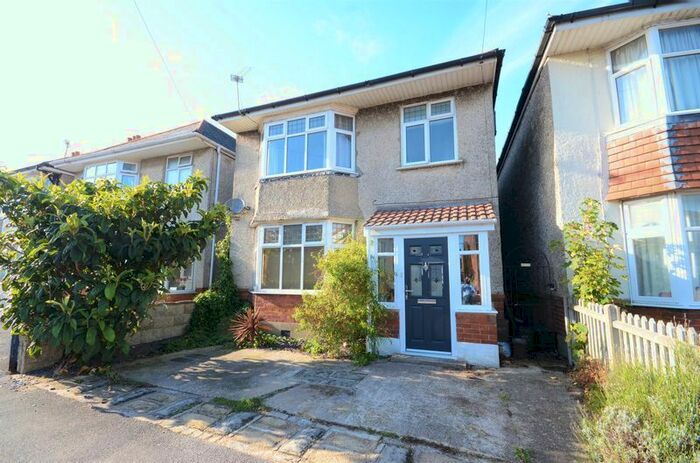 3 Bedroom Detached House To Rent In Boscombe Grove Road, Boscombe, Bournemouth, BH1