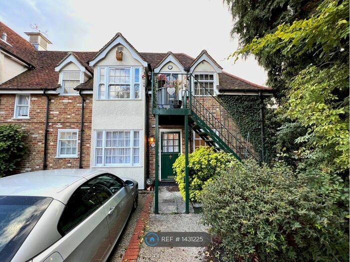 1 Bedroom Flat To Rent In Hockerill Street, Bishop's Stortford, CM23