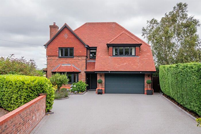 4 Bedroom Detached House For Sale In The Manor, Green Lane, Appleton Thorn, Warrington, WA4