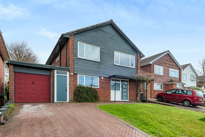 4 Bedroom Detached House To Rent In Buriton Road, Winchester, SO22