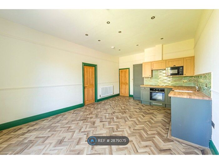 2 Bedroom Flat To Rent In Alma Road, Bristol, BS8