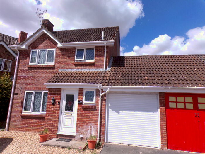 3 Bedroom House To Rent In Fordingbridge, SP6