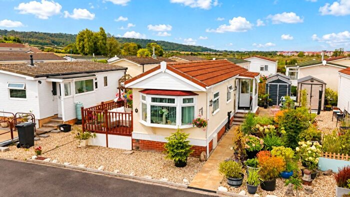 1 Bedroom Park Home For Sale In Oaktree Park, Locking, Weston-Super-Mare, BS24