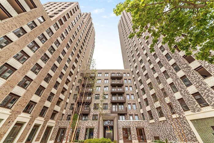 3 Bedroom Flat To Rent In Uncle, Wembley, HA9