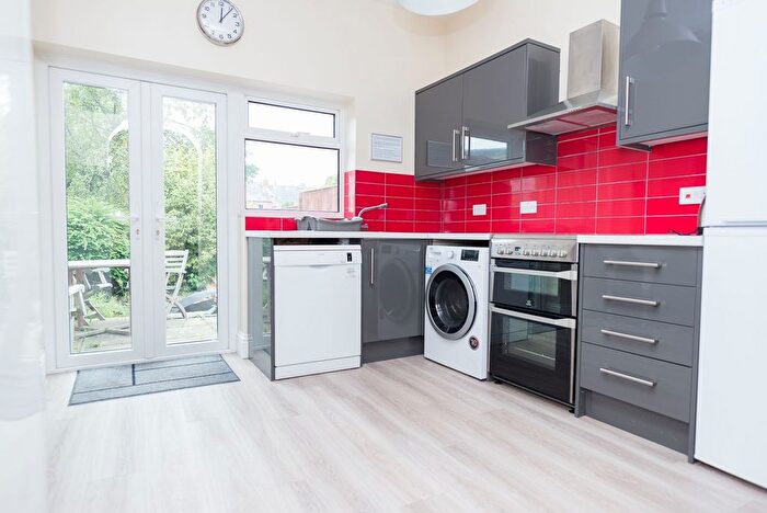 7 Bedroom Semi Detached House To Rent In Courtenay Street, Cheltenham, GL50