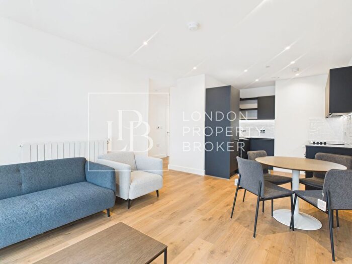 1 Bedroom Flat To Rent In Burrell House, Lombard Square, SE28
