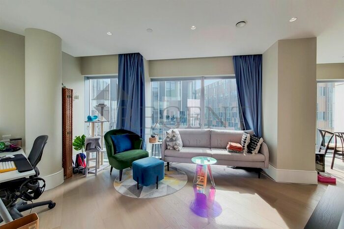 2 Bedroom Flat To Rent In Cutter Lane, Greenwich, SE10