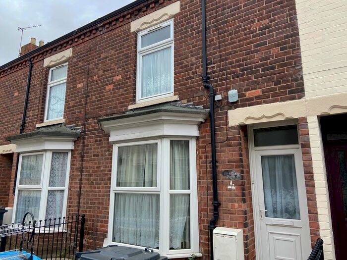 3 Bedroom Terraced House To Rent In Charlton Villas, Estcourt Street, Hull, HU9