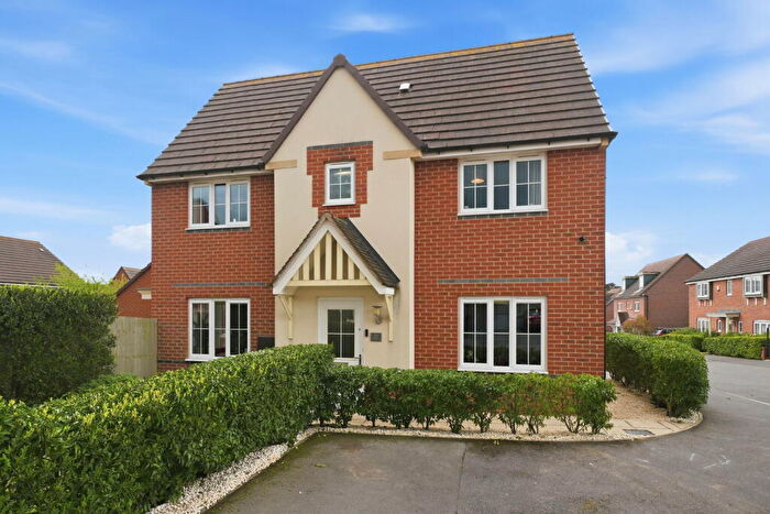 3 Bedroom Detached House For Sale In St Michael's View, Farnsfield, NG22