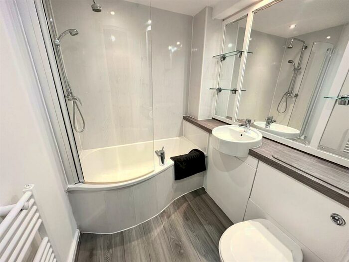 2 Bedroom Apartment To Rent In Ellerman Road, Liverpool, Merseyside, L3