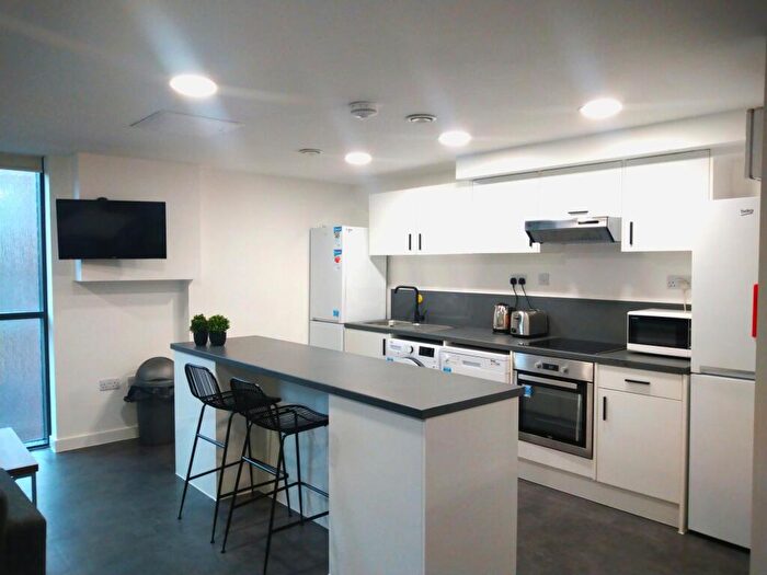 1 Bedroom Flat To Rent In - George Road -, Five Ways, West Midlands, B15