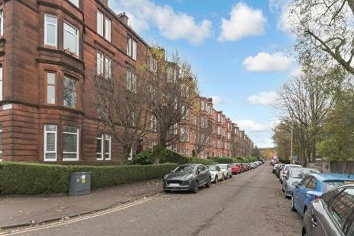 2 Bedroom Flat To Rent In Onslow Drive, Glasgow, G31