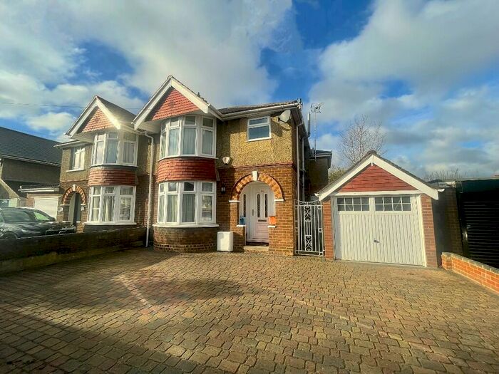 3 Bedroom Semi-Detached House To Rent In Burford Avenue, Swindon, Wiltshire, SN3