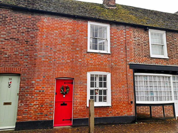 2 Bedroom Cottage For Sale In The Street, Cobham, DA12
