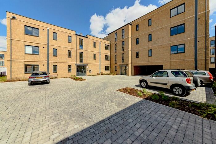 1 Bedroom Flat To Rent In Osprey Drive, Trumpington, Cambridge, CB2