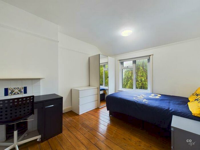 4 Bedroom Terraced House To Rent In Coombe Road, Brighton, BN2