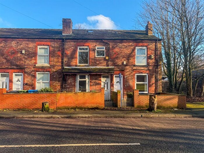 3 Bedroom Terraced House For Sale In Templeton Road, Platt Bridge, Wigan, WN2