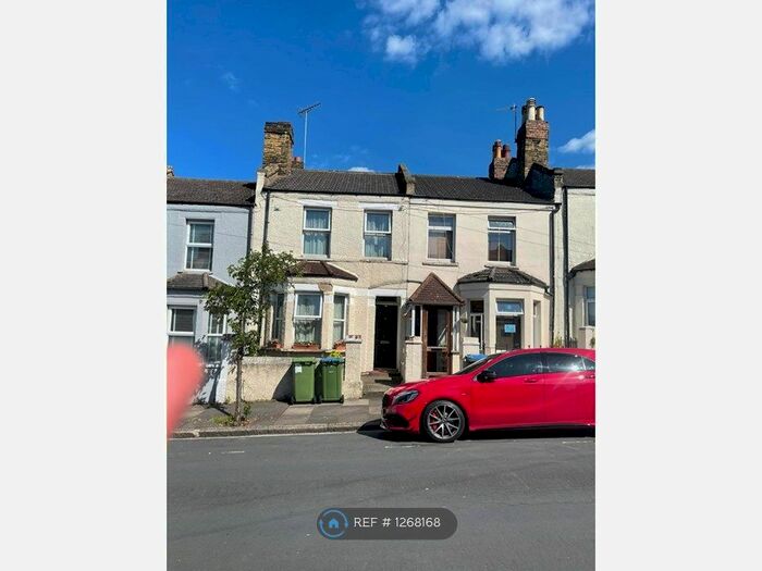 3 Bedroom Terraced House To Rent In Miriam Road, London SE18