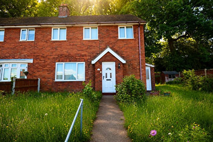 3 Bedroom Semi Detached House For Sale In Tan Yr Allt, Cefn-Y-Bedd, Wrexham, LL12