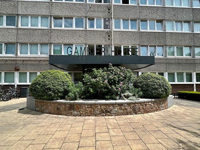 1 Bedroom Apartment To Rent In Gambier House, Mora Street, London, EC1V