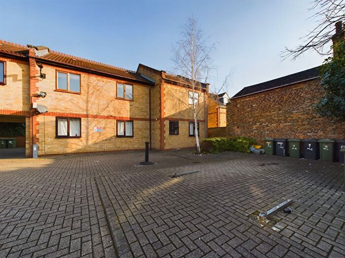 1 Bedroom Flat For Sale In Monument Street, Peterborough, PE1