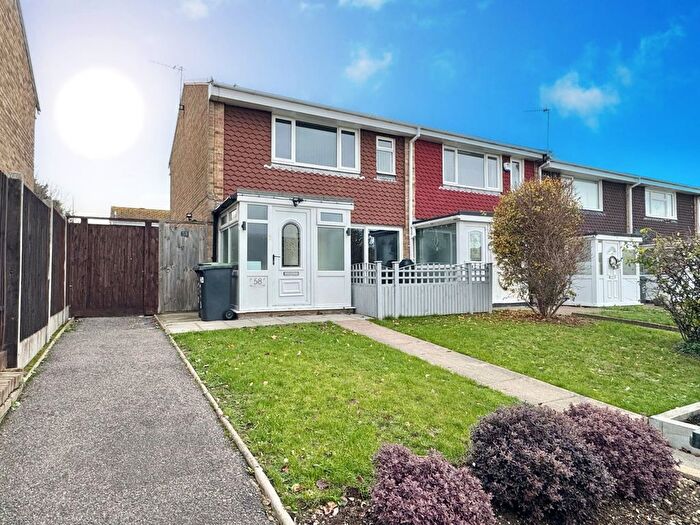 2 Bedroom End Of Terrace House To Rent In Staplehurst Gardens, Palm Bay, Margate, Kent, CT9
