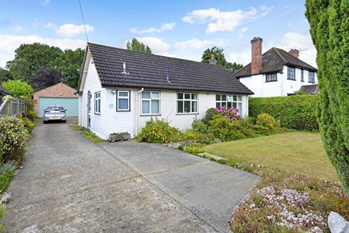 3 Bedroom Detached Bungalow For Sale In Rowly Drive, Cranleigh, GU6