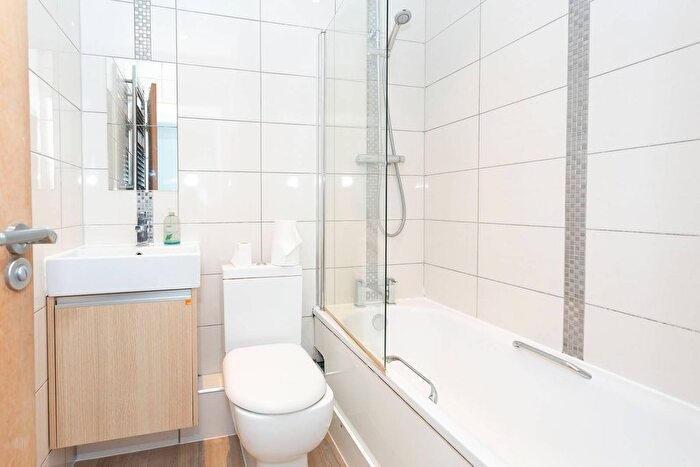 1 Bedroom Maisonette To Rent In Essex Road, Watford, WD17