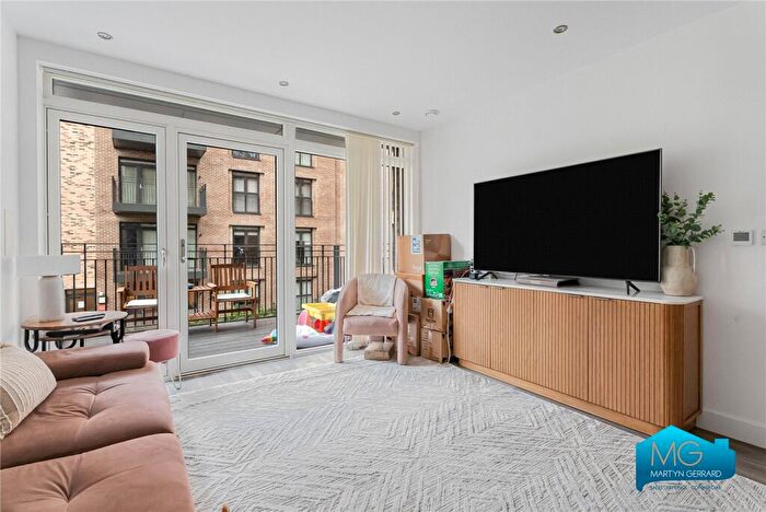 2 Bedroom Apartment To Rent In Lismore Boulevard, Colindale, London, NW9