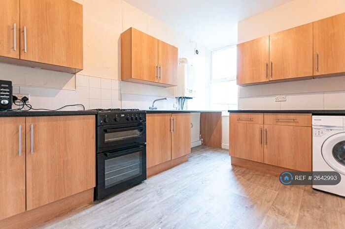 2 Bedroom Flat To Rent In Bath Road, Buxton, SK17