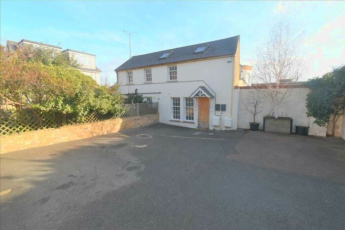 1 Bedroom Flat To Rent In The Stables, Priory Hill, Dartford DA1