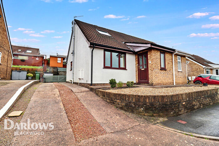 3 Bedroom Semi-Detached House For Sale In Elm Court, Blackwood, NP12