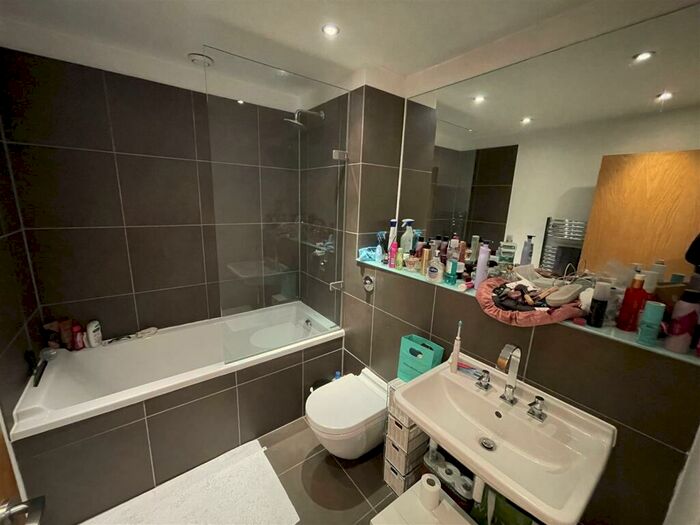 2 Bedroom Flat For Sale In Bauhaus, Little John Street, Manchester, M3