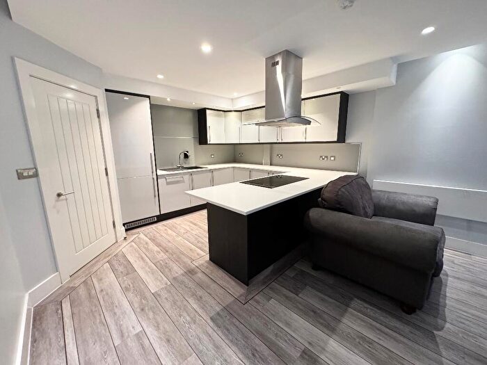 2 Bedroom Apartment To Rent In St. Anns Square, Manchester, Greater Manchester, M2