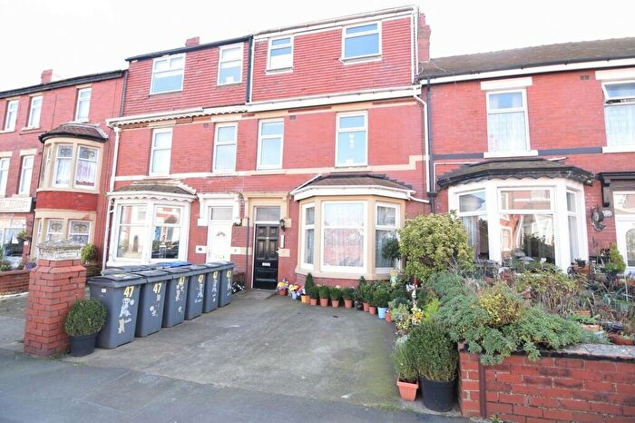 6 Bedroom Terraced House For Sale In Hesketh Avenue, FY2