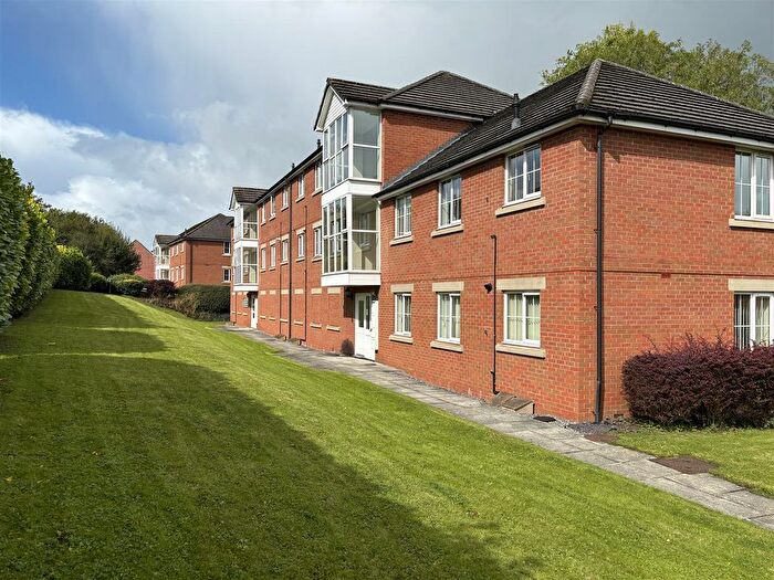 2 Bedroom Flat To Rent In Blackfriars Court, Mold, CH7