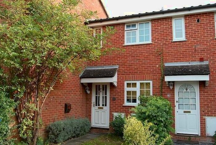 1 Bedroom Terraced House To Rent In Field End, Farnham, GU9