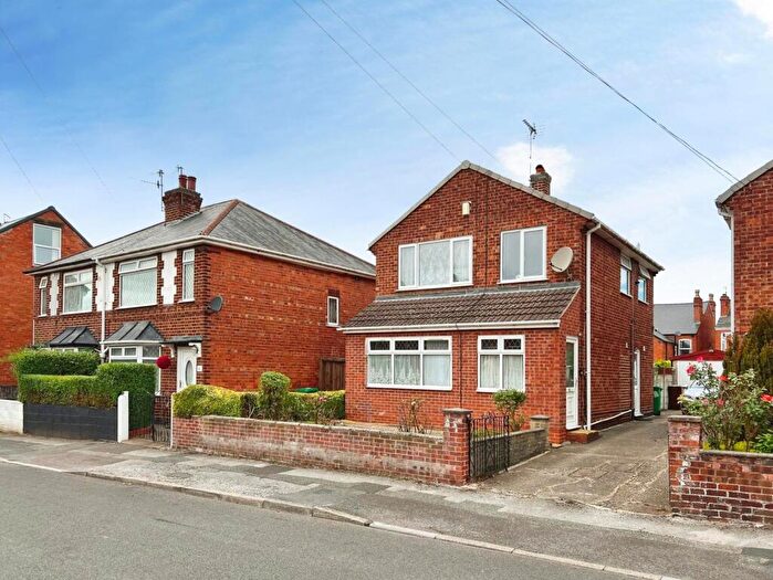 3 Bedroom Detached House For Sale In Lime Street, Nottingham, NG6