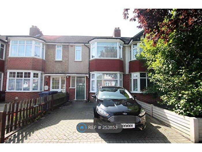 3 Bedroom Terraced House To Rent In Wadham Gardens, Middlesex, UB6